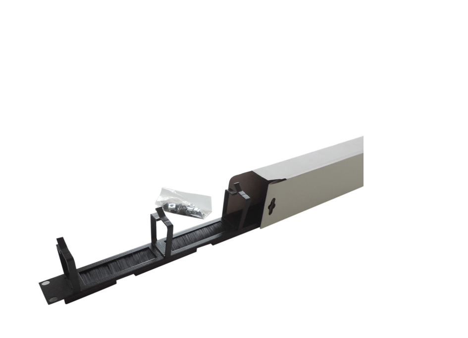 RACK ACCESSORIES: 19” Brush Cable Management